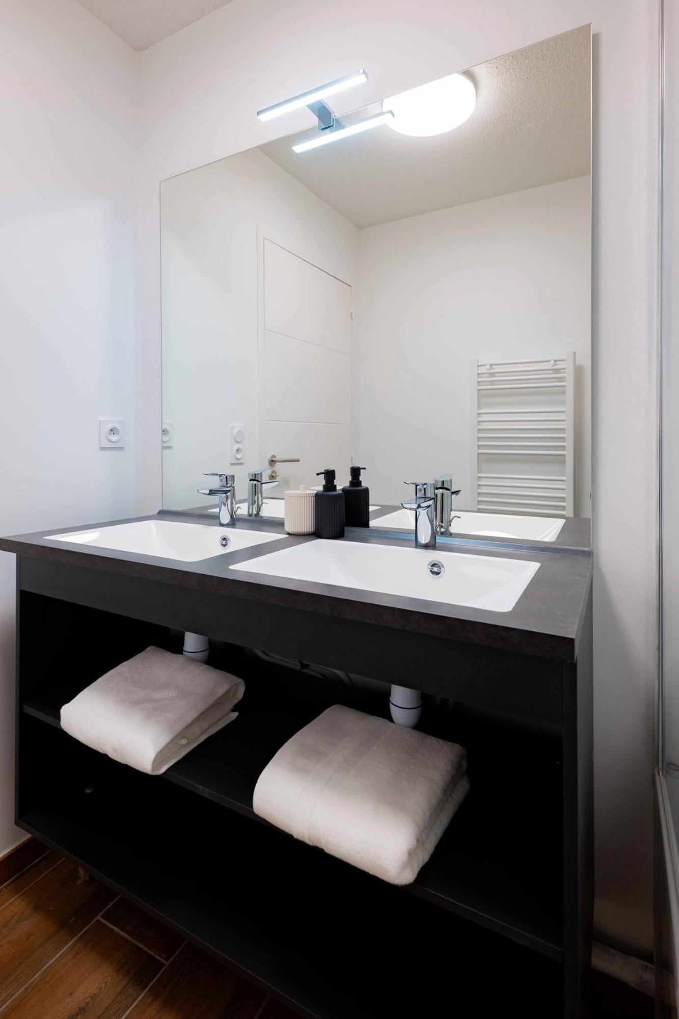 Residence Arya - Living Stone Vars  Bagian luar foto